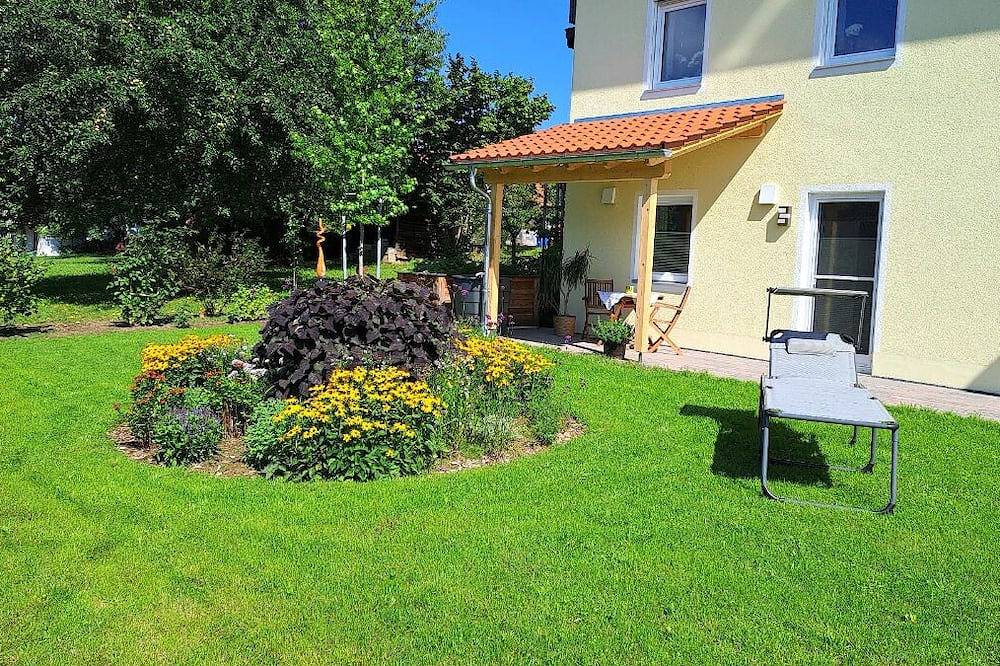 Ganze Wohnung, Appartement (26qm) mit Terrasse in Blaibach, Ostbayern