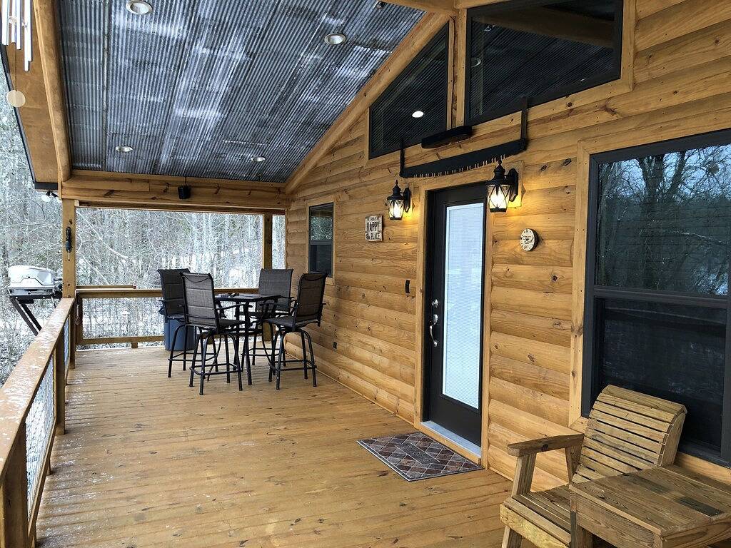 Ouachita River Cabin Like No Other You Will Find!!!! in Lake Ouachita