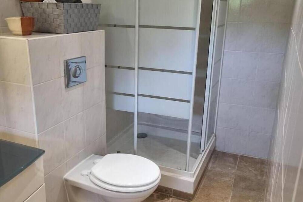 L'Ombre du Vent - Tales in Contes, Nizza und Umgebung