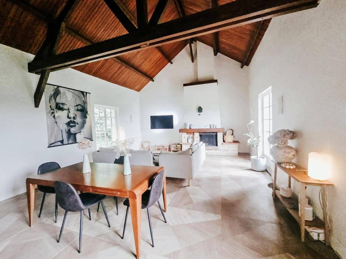 Three-Bedroom House in Champillon, Parc naturel régional de la Montagne de Reims