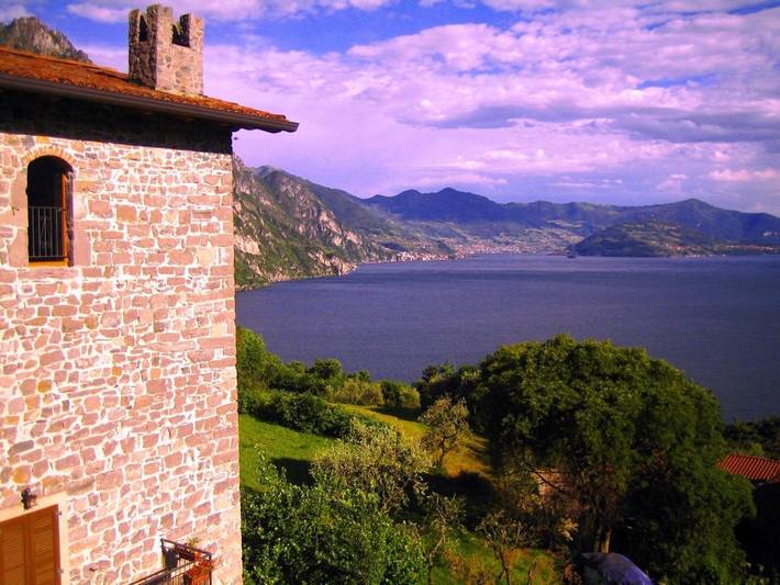 Ferienwohnung für 10 Personen, mit Seeblick und Ausblick sowie Garten