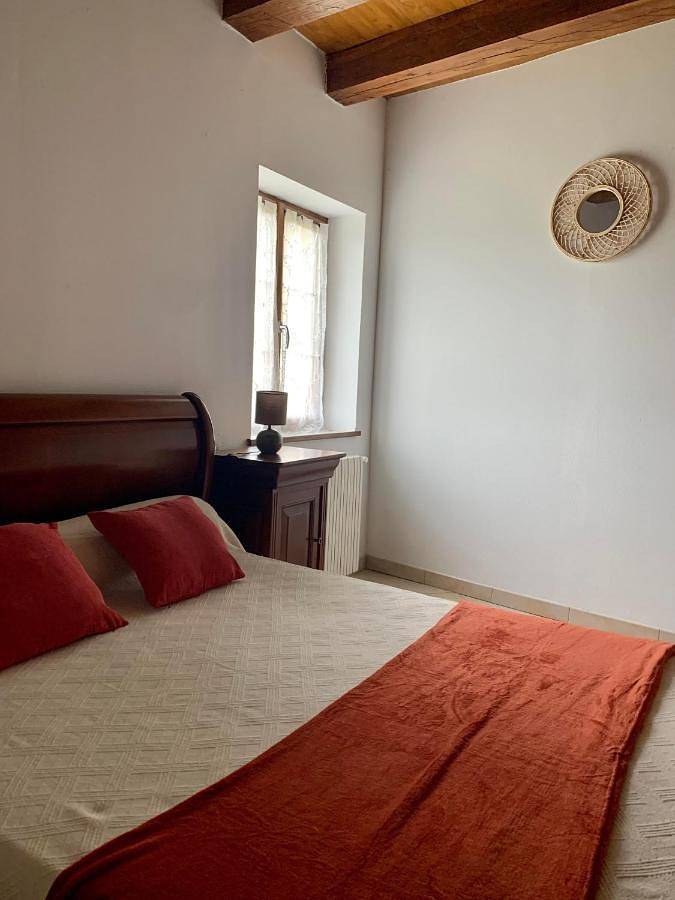 Location de vacances pour 10 personnes, avec jardin à Marcillac-Saint-Quentin - 3