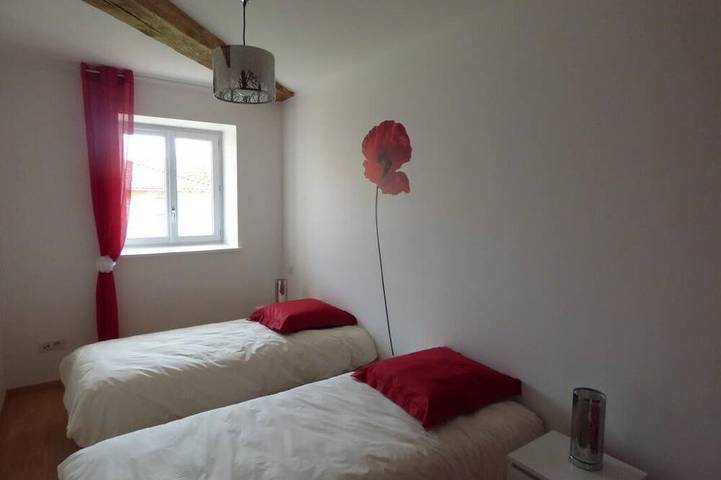 Location de vacances pour 14 personnes, avec jardin à Saint-Bénigne - 4