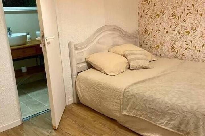 Gîte pour 2 personnes, avec jardin et piscine dans Bagneux (Indre) - 3