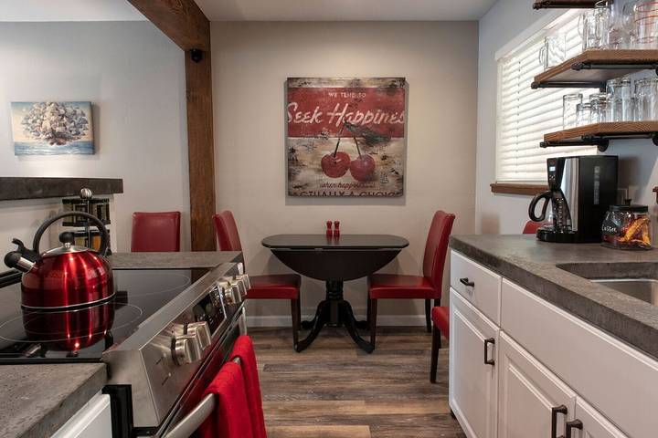 Vacation apartment for 4 people, with hot tub in Flagstaff