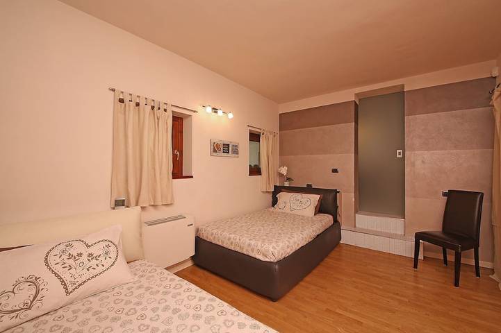 Chalet für 10 Personen, mit Pool und Garten, mit Haustier am Gardasee - 4