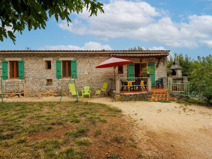 Maison de vacances pour 4 personnes, avec Terrasse ainsi que Jardin et Vue à Barjac