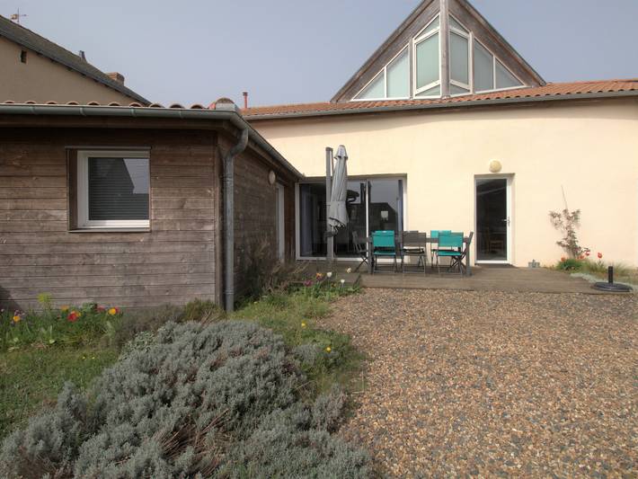 Gîte pour 8 personnes, avec terrasse, animaux acceptés à Aubigné-sur-Layon