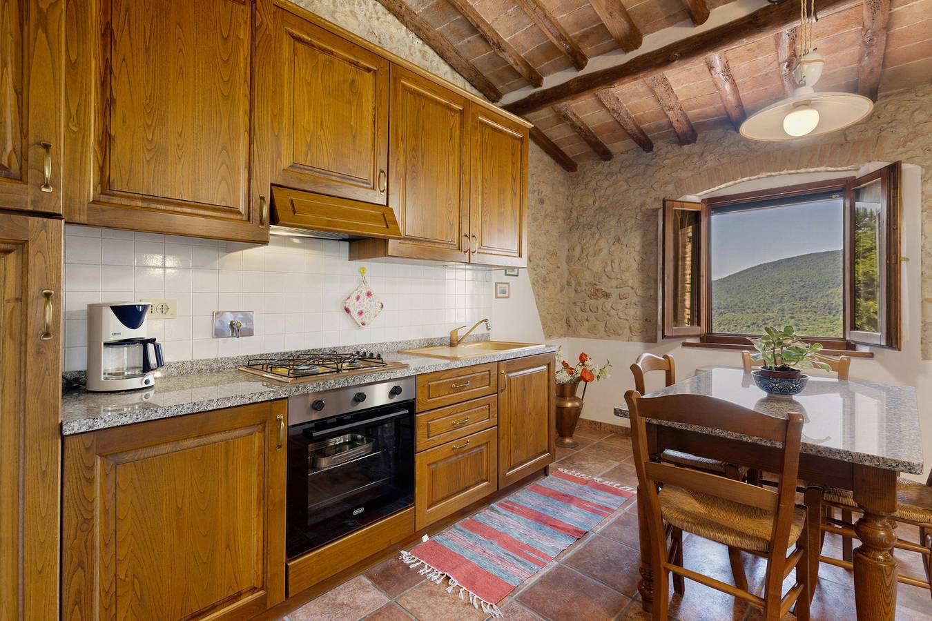 Appartamento intero, Appartamento 'Casa Vacanze Etrusco - Quercia' con Aria Condizionata in San Gimignano, Siena e dintorni