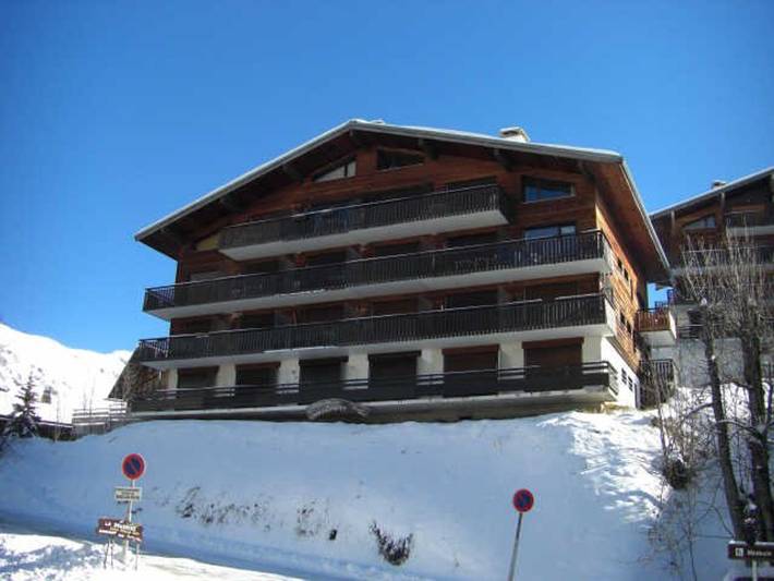 Gîte pour 4 personnes, avec balcon dans Chinaillon