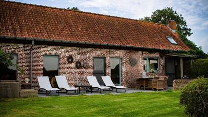 Gîte pour 6 personnes, avec terrasse et jardin à Oostkamp