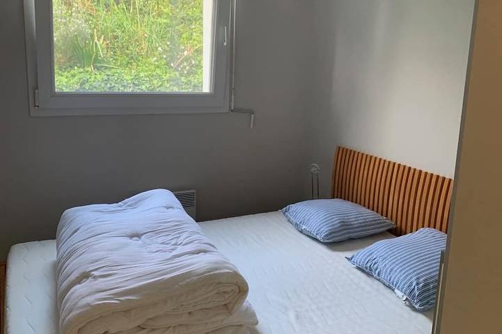 Location de vacances pour 2 personnes, avec jardin dans Plage de Postolonnec - 2