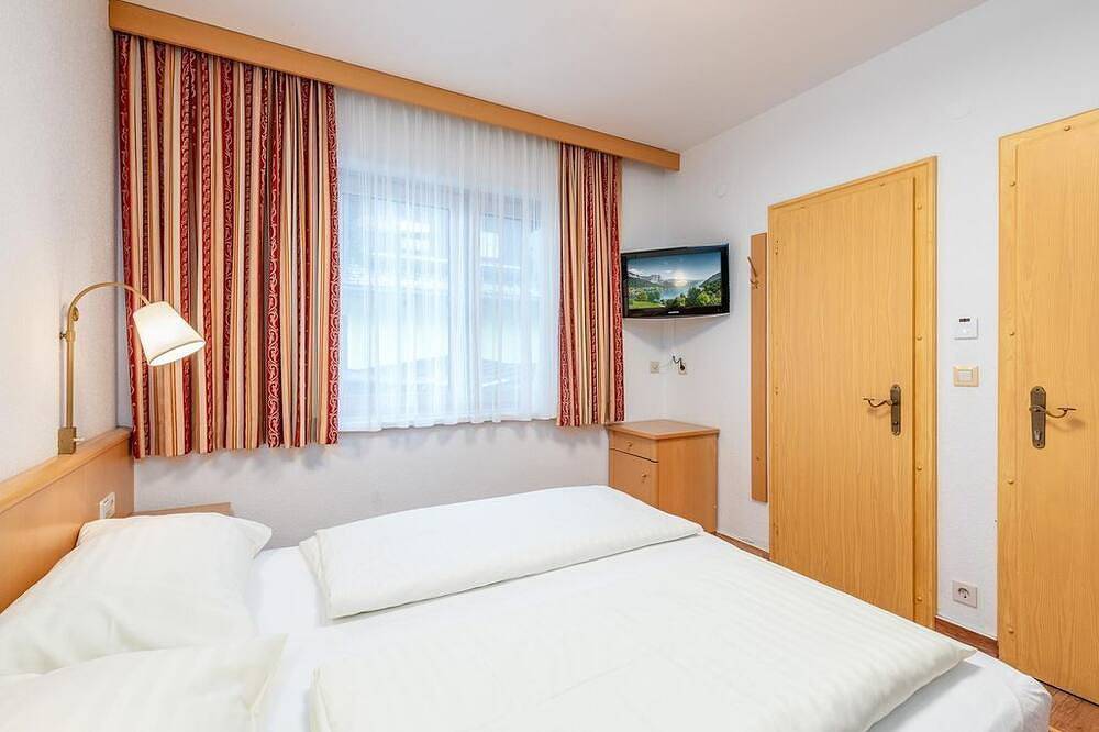Entire apartment, Reisslerhof 4-bed apartment - Reisslerhof Apartment by mynests in Mitterberg-Sankt Martin, Dachstein