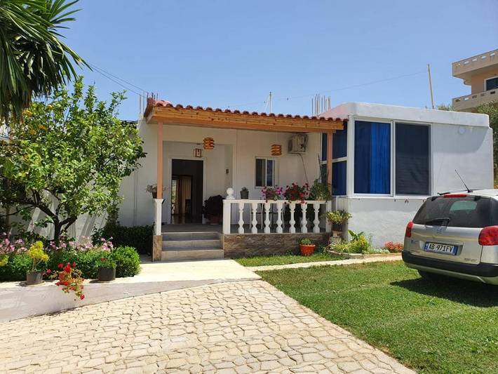 Apartament wakacyjny dla 3 osób, z Balkon i Taras oraz Ogród i Widok w Ksamil