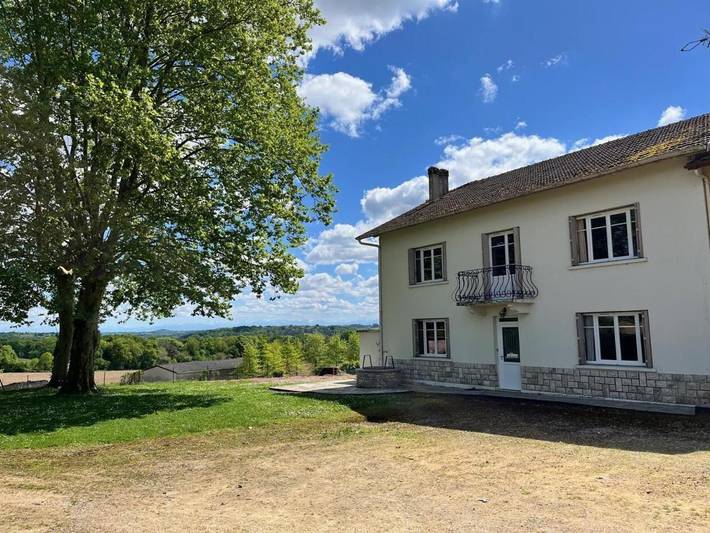 Gîte pour 12 personnes, avec jardin à Monségur (Landes)