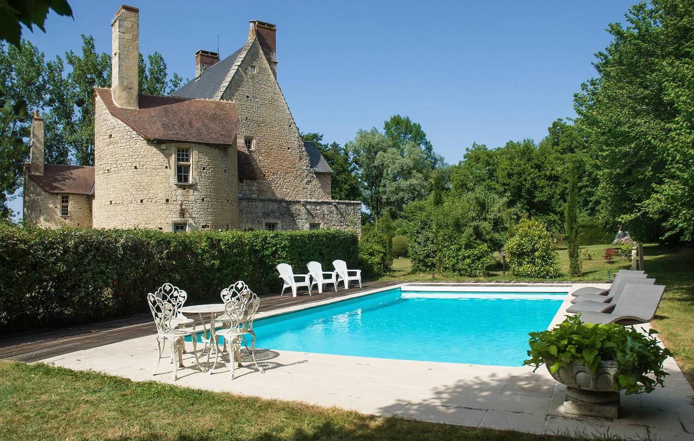 Maison de vacances pour 15 personnes avec piscine in Guérigny, Nièvre