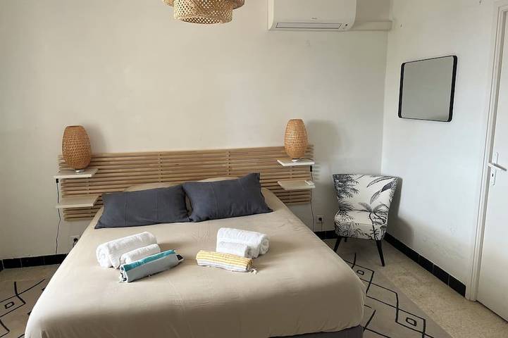 Maison belle vue,  face mer, plage confidentielle à 30 mètres in Pietrosella, Région d'Ajaccio