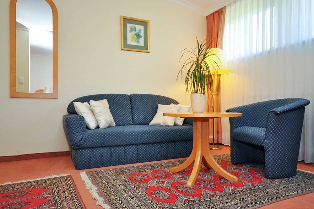 Standard double room - Hotel Quellenhof in Bad Wiessee, Bavarian Alps