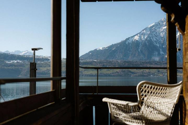 Ferienwohnung für 4 Personen, mit Balkon und Terrasse sowie Ausblick in Sigriswil
