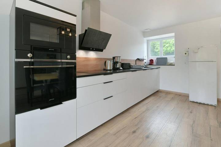 Location de vacances pour 7 personnes, avec jardin et terrasse, animaux acceptés à Vindefontaine - 4