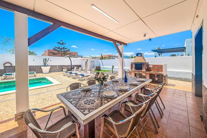 Casa rural para 10 personas, con Terraza además de Jardín y Piscina en Antigua - 2