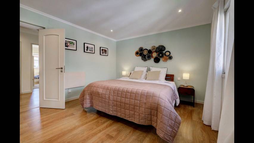 Ferienhaus für 8 Personen, mit Terrasse und Garten in Lissabon - 2