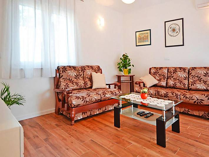 Ferienhaus für 4 Personen, mit Terrasse, mit Haustier in Privlaka - 2