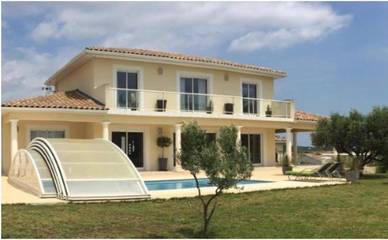 Maison d’hôte pour 2 personnes, avec jardin ainsi que piscine et vue à Saint-Paul-et-Valmalle
