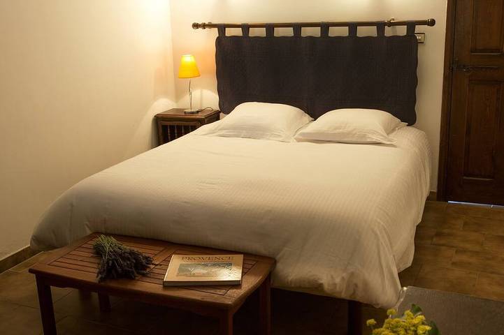 Facing a green esplanade, Lardiers cottage for 5 people in Forcalquier, Parc naturel régional du Luberon
