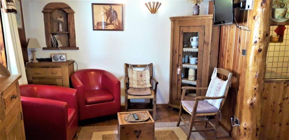 Gîte Les Croës – Chalet Les Abeillos in Bonneval-sur-Arc, Massif de la Vanoise