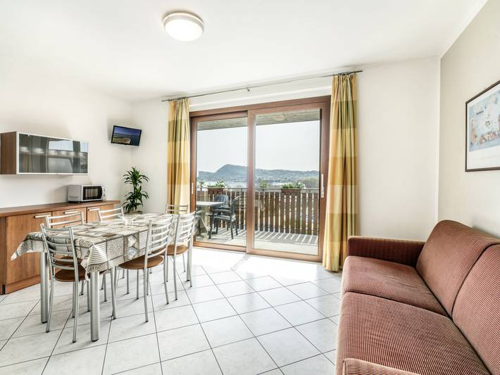 Ferienwohnung für 4 Personen, mit Balkon und Terrasse sowie Garten und Kinderpool in Manerba del Garda - 4