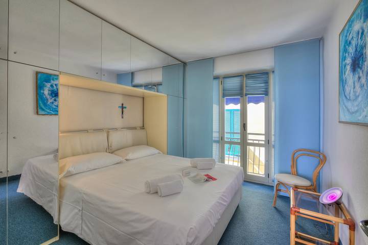 Apartamento entero, Il Bijou Di Rossella - Beach Front Duplex with Balcony in Alassio, Riviera di Ponente
