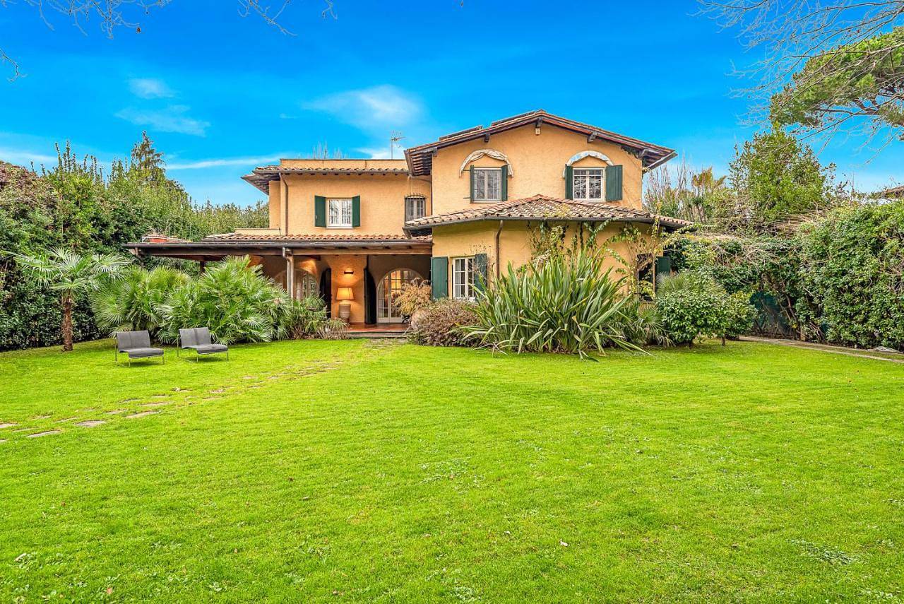 Villa il Tiglio - Forte dei Marmi in Forte dei Marmi, Riviera Toscana