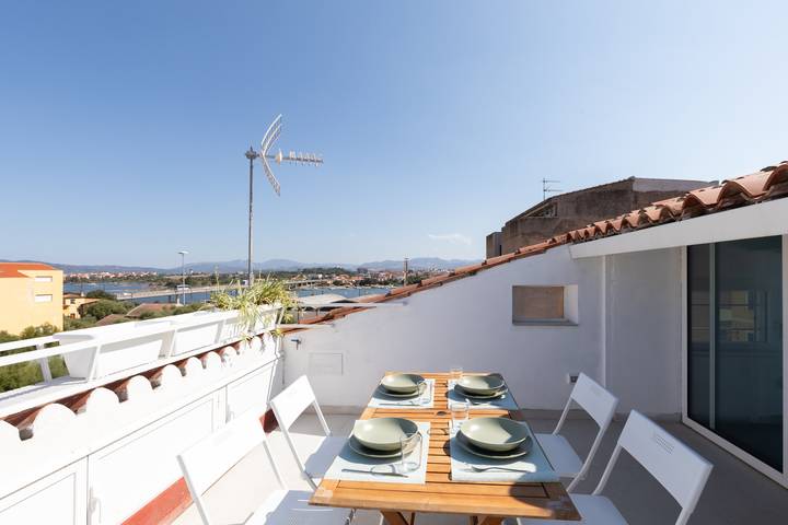 Ferienwohnung für 3 Personen, mit Terrasse in Olbia
