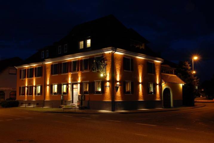 Hotel für 5 Personen, mit Balkon und Terrasse sowie Ausblick in Kenzingen - 4