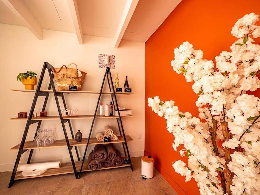 Appartement entier, Three-Bedroom Apartment in Saint-Rambert-d'Albon, Région de Valence