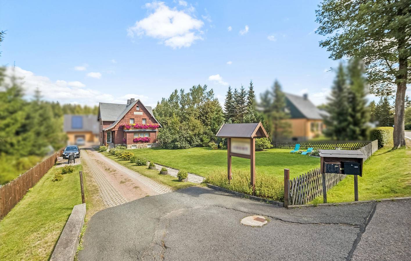 Ganze Ferienwohnung, Gemütliche Wohnung mit Garten und Parkplatz in der Nähe von Moldava in Hermsdorf, Osterzgebirge