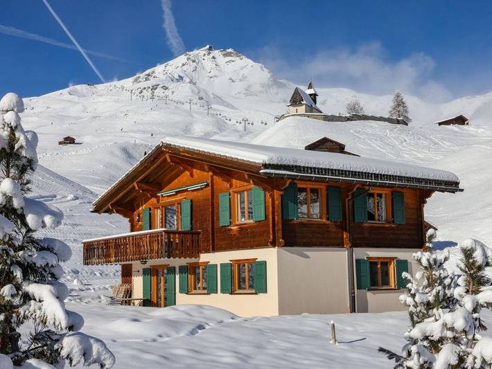 Hütte für 5 Personen, mit Balkon und Terrasse sowie Garten in Arosa