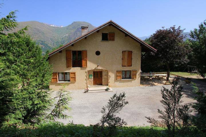 Gîte pour 15 personnes, avec terrasse dans l' Isère - 2