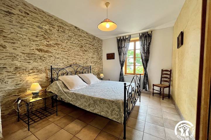 Location de vacances pour 11 personnes, avec terrasse et jardin à Villardonnel - 2