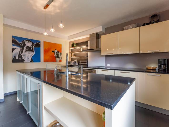 Sehr geräumiges Chalet mit Luxus-Wellness und Bar in Hohe Tauern, Rennweg am Katschberg