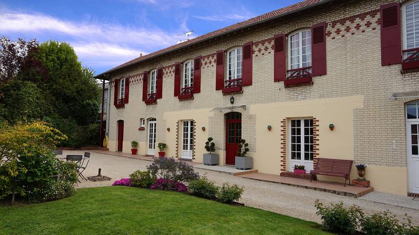 Chambre d’hôte pour 2 personnes, avec piscine et jardin