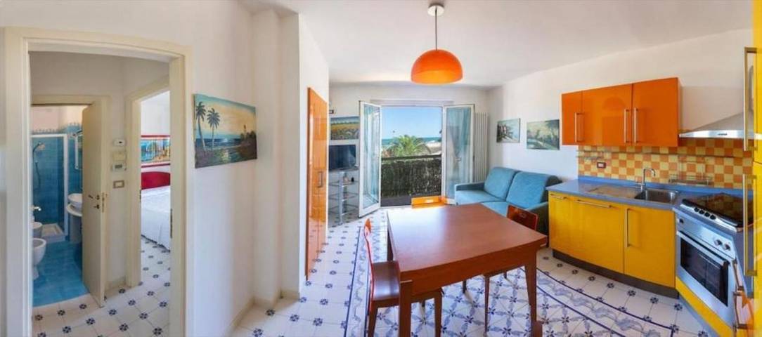 Ferienwohnung für 4 Personen, mit Balkon und Ausblick in San Benedetto del Tronto - 2