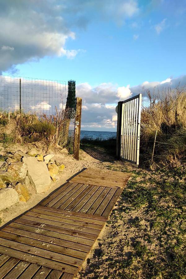 Location de vacances pour 6 personnes, avec vue et jardin, adapté aux familles à Réville - 2