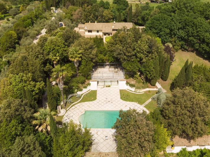 Casa vacanza per 10 persone, con giardino e terrazza a Campagnano di Roma
