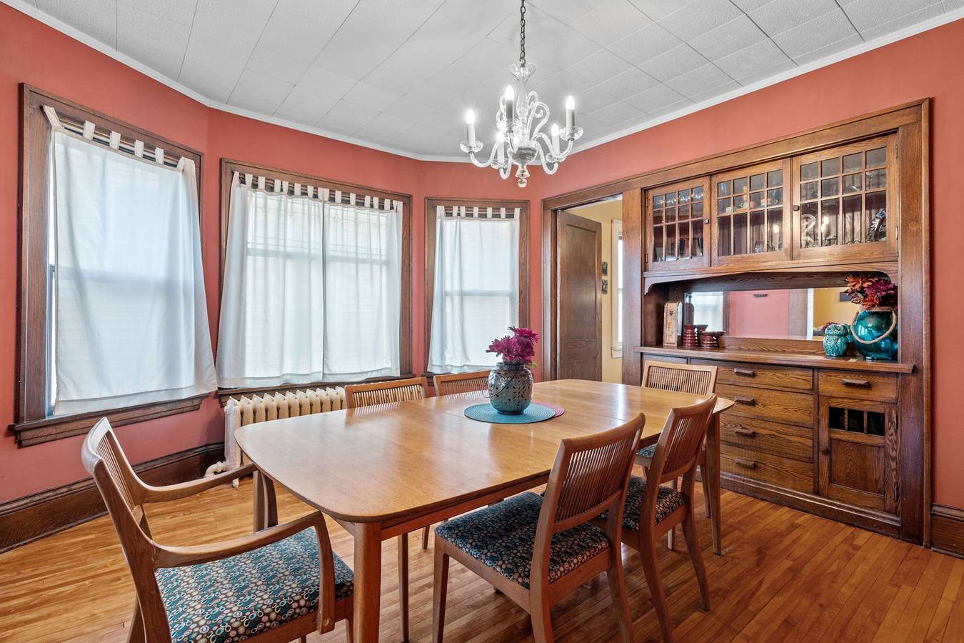 Uptown Urban Living in Minneapolis in King Field, Minneapolis