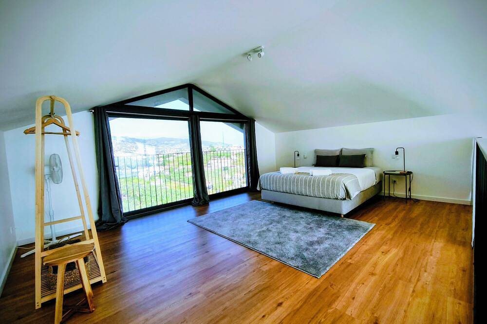 Droping Room - Lúmen in Canhas (Madeira), Madeira