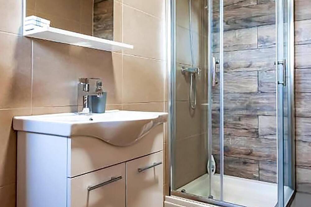 Nice home in Aljmas with sauna in Osijek-Baranja