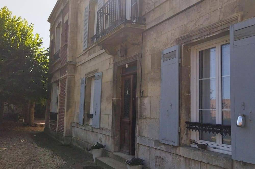 Chambre d hôte chez Aude et Xavier in Lévignen, Oise