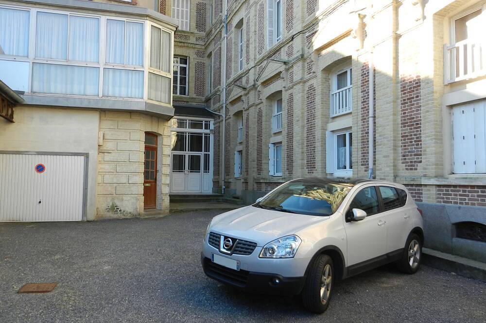 Appartement entier, 3 Pièces hyper-centre de Granville in Granville, Côte de la Déroute